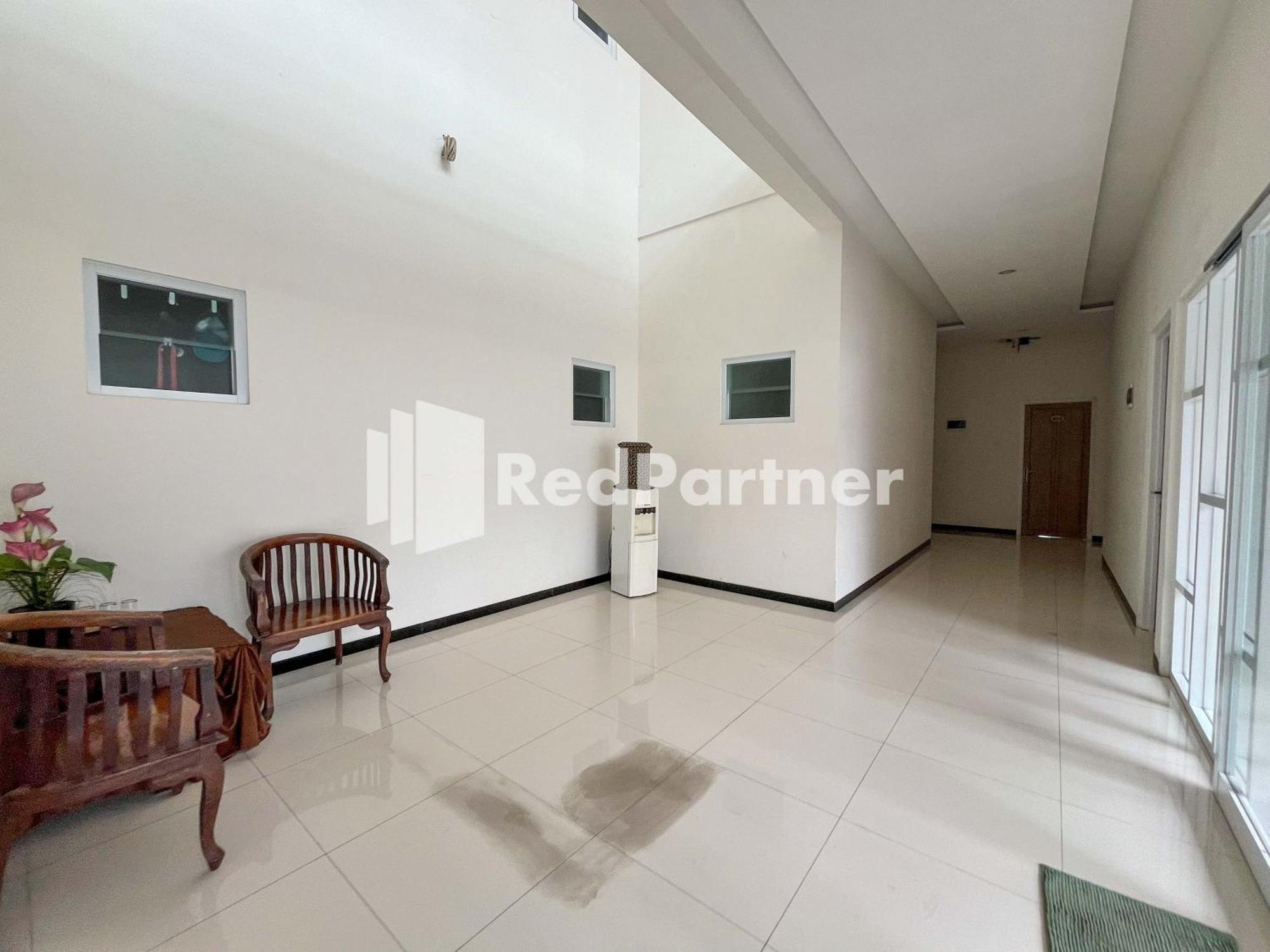 Griya Borobudur Malang Syariah Redpartner Blimbing  Exterior foto